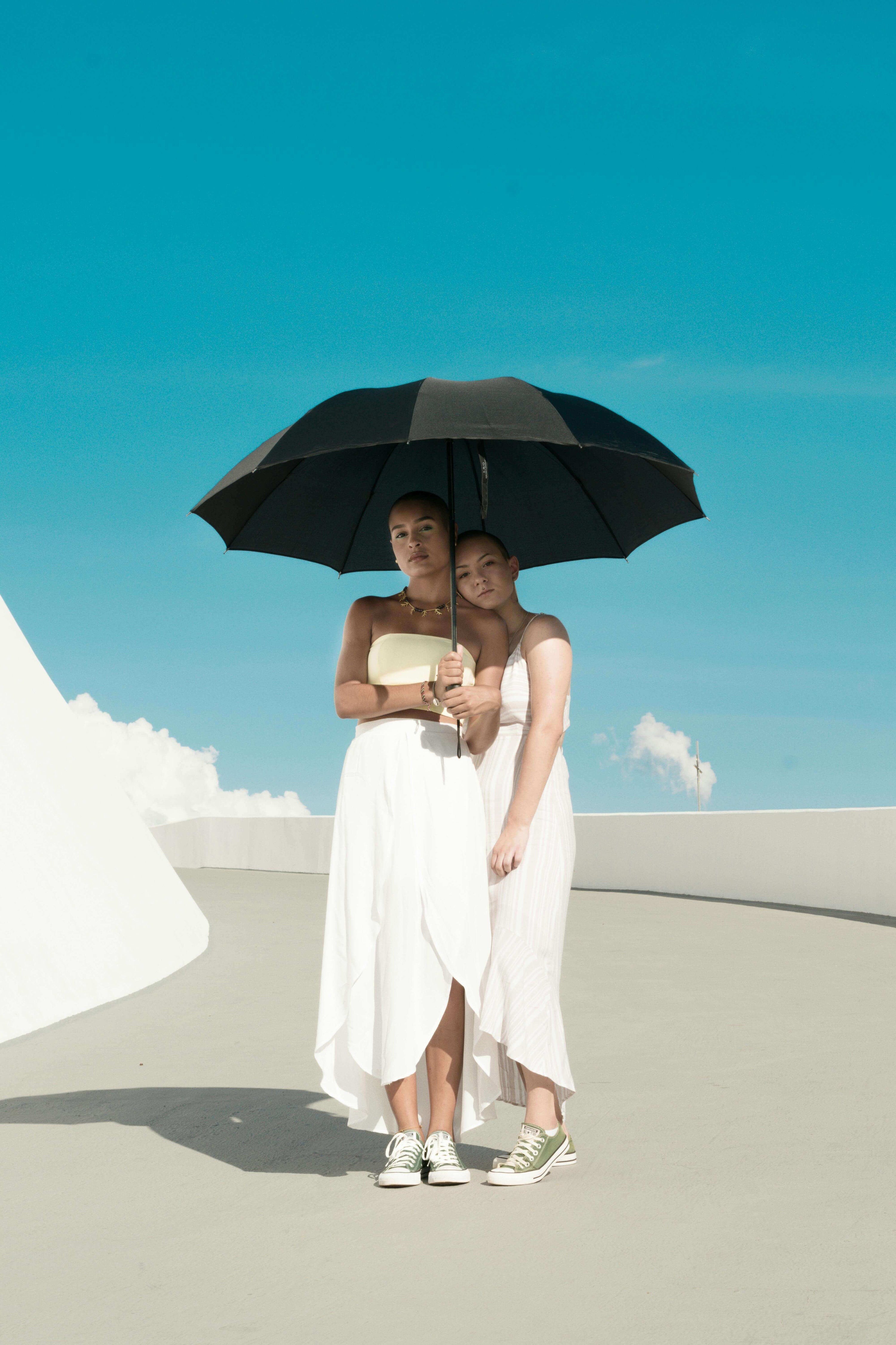 🧴 Sunscreens That Work – Your Ultimate SPF Guide by 21stCY - 21stCY
