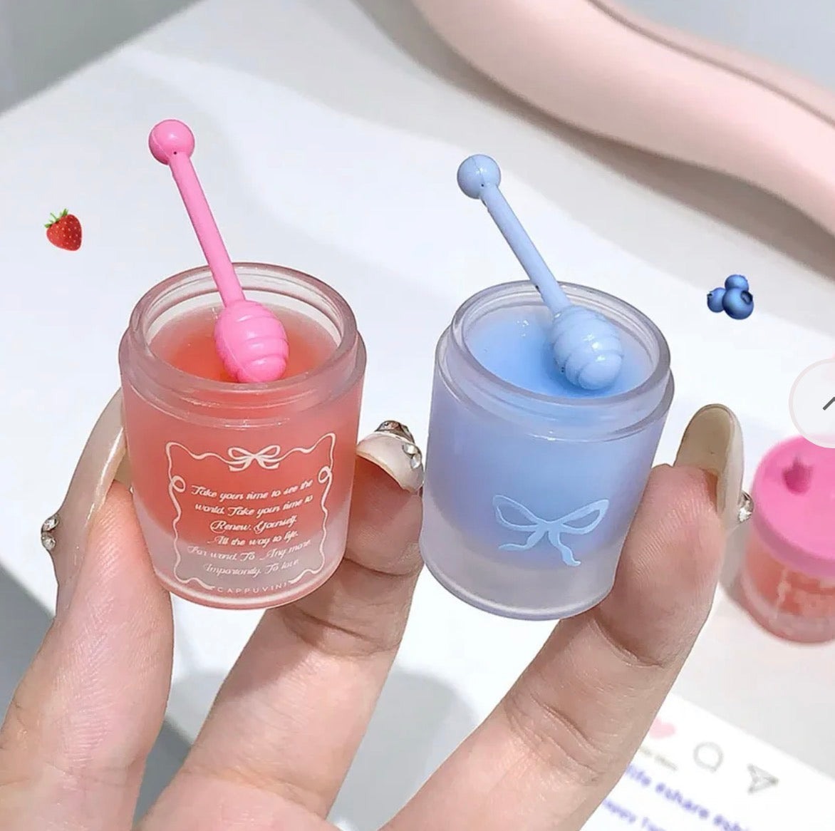 Juicy Straw Cup Lip Gloss - Strawberry & Blueberry- (4.8gx2). Cappuvini