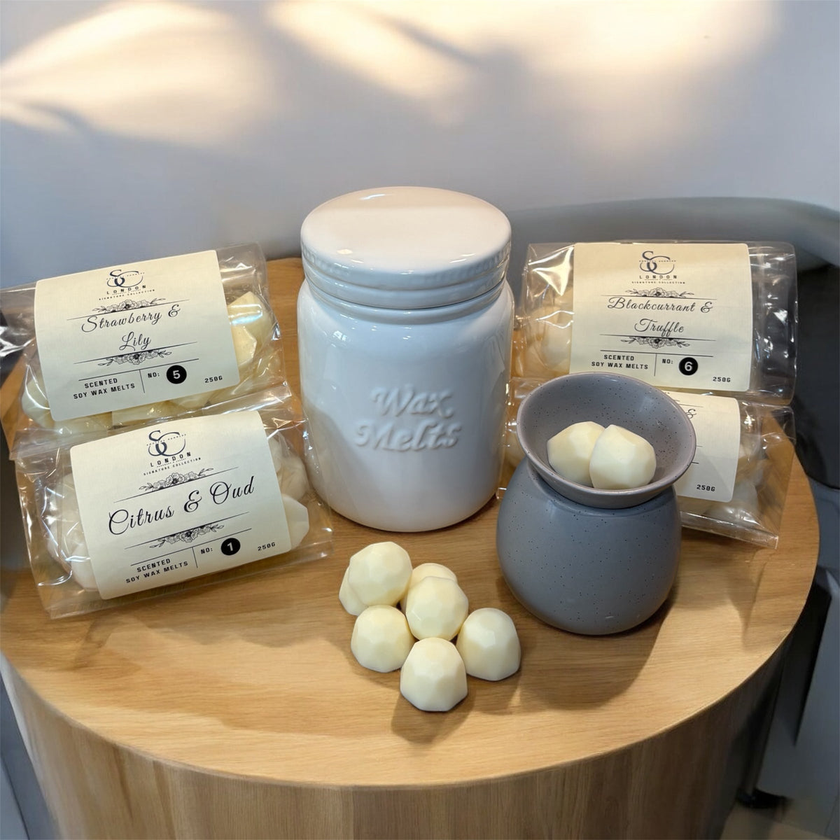 Hand Finished Ceramic Wax Melt Jar with Silicone Seal Lid Soulful Candles Uk