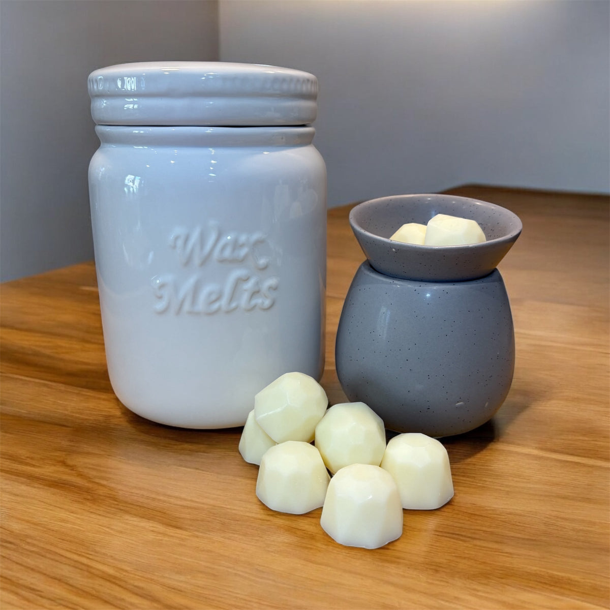 Hand Finished Ceramic Wax Melt Jar with Silicone Seal Lid Soulful Candles Uk