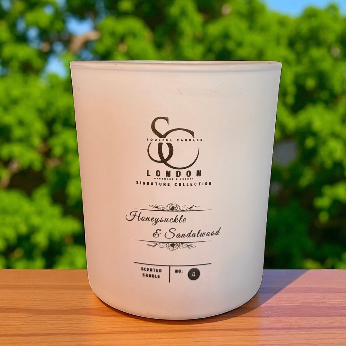 Honeysuckle & Sandalwood: A soothing mix of floral honeysuckle and earthy sandalwood. Soulful Candles Uk