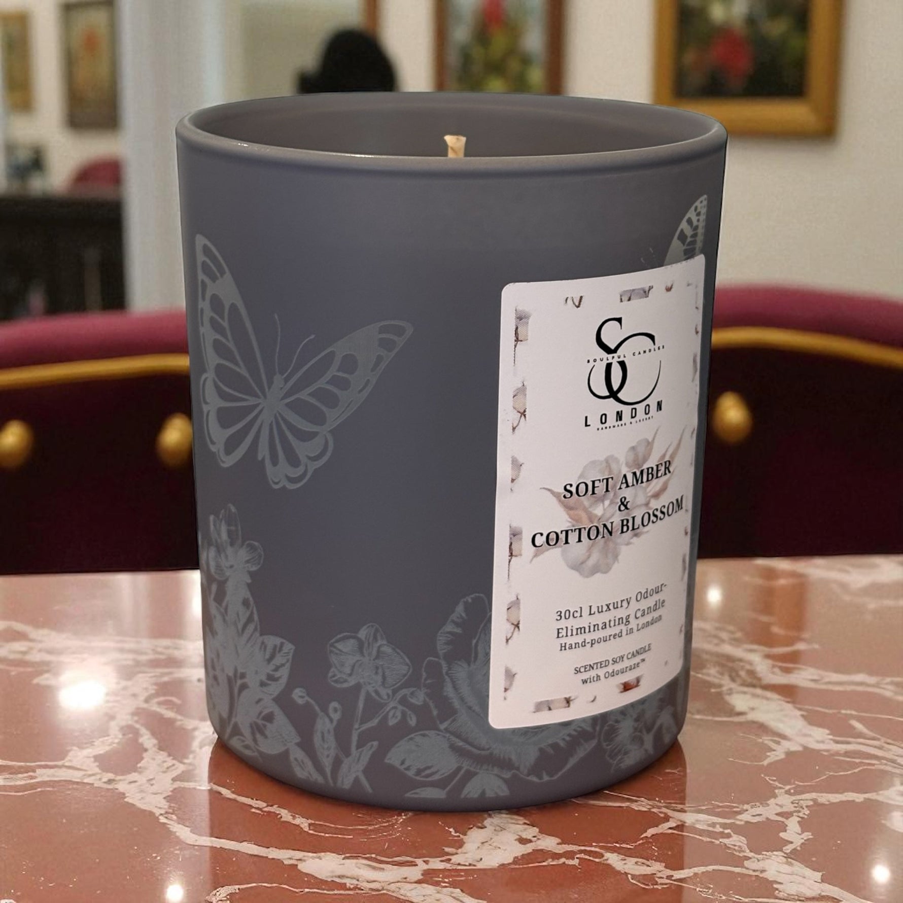 Soft Amber & Cotton Blossom – 30cl Odour Neutralising Candle Soulful Candles Uk