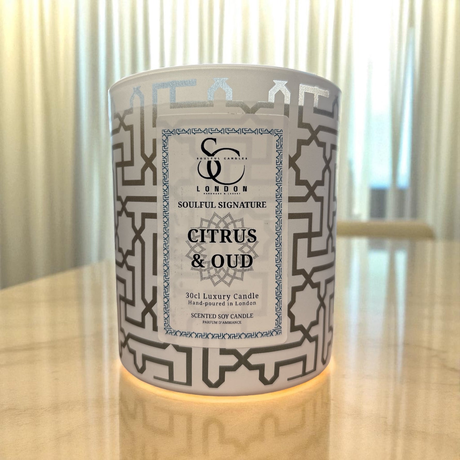 Citrus & Oud Luxury Soy Candle – 30cl Soulful Candles Uk